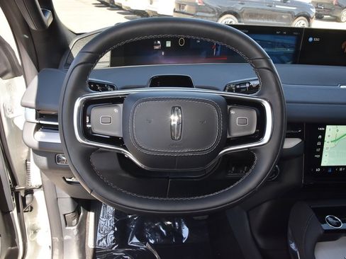 New 2025 Lincoln Navigator L Reserve w/ Jet Appearance Package image 24