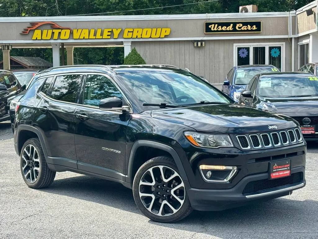Used 2018 Jeep Compass Limited AWD/4WD image 1