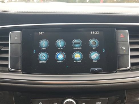 Used 2018 Buick Enclave Essence image 29