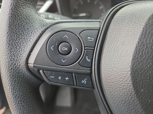 Certified 2025 Toyota Corolla LE image 26