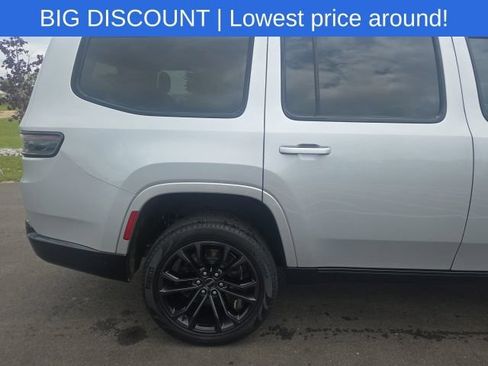 Used 2024 Jeep Grand Wagoneer Series III w/ Quick Order Packagew 28T AWD/4WD image 11