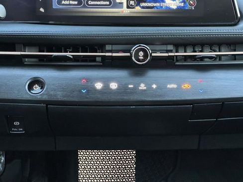 Used 2023 Nissan Ariya FWD image 21