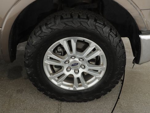 Used 2015 Ford F150 Lariat w/ Equipment Group 501A Mid AWD/4WD image 6