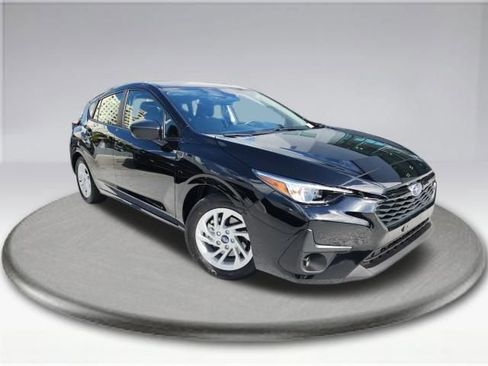 Used 2025 Subaru Impreza 2.0i image 3
