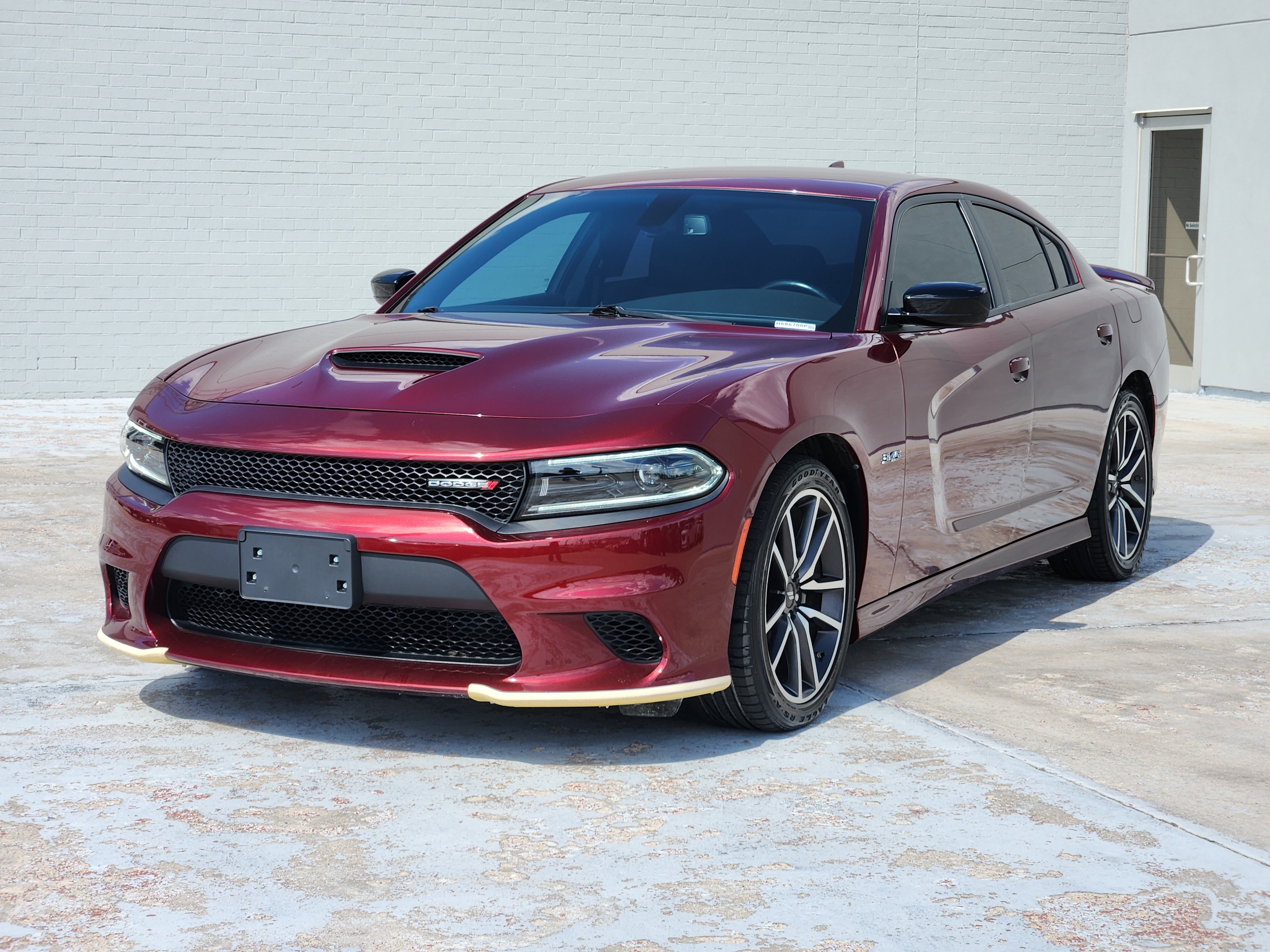 Used 2023 Dodge Charger R/T RWD image 4