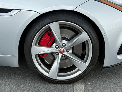 Used 2019 Jaguar F-TYPE R AWD/4WD image 11