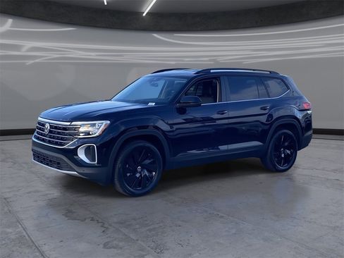 New 2026 Volkswagen Atlas SE image 1