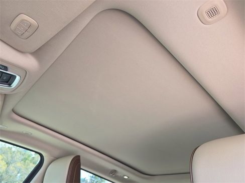 Certified 2021 RAM 1500 Laramie image 16