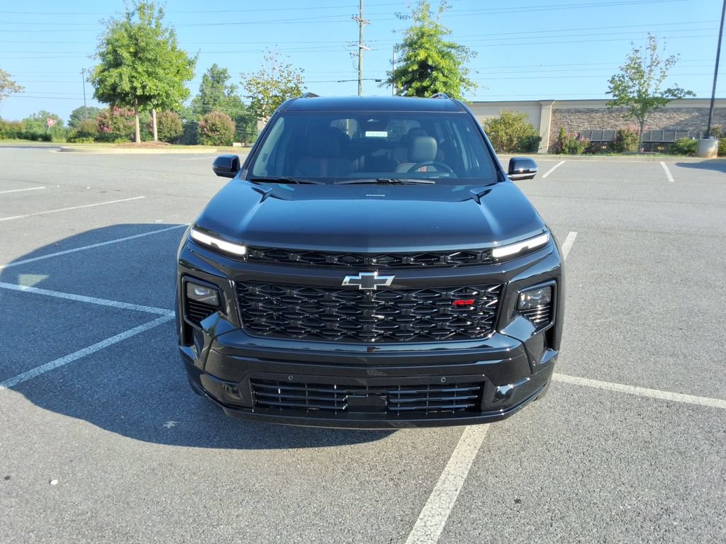 New 2027 Chevrolet Traverse RS FWD image 2