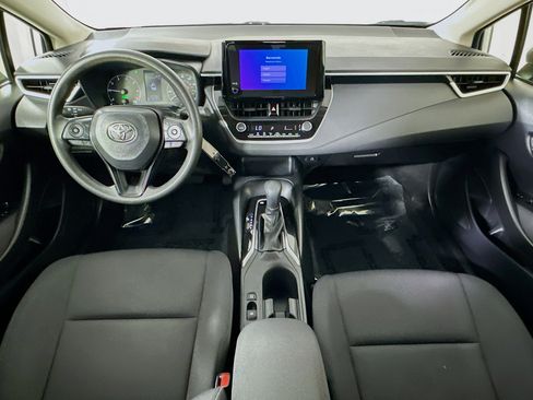 Used 2023 Toyota Corolla LE image 26