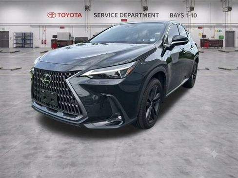 Used 2025 Lexus NX 450h+ AWD w/ Accessory Package (2T) image 4