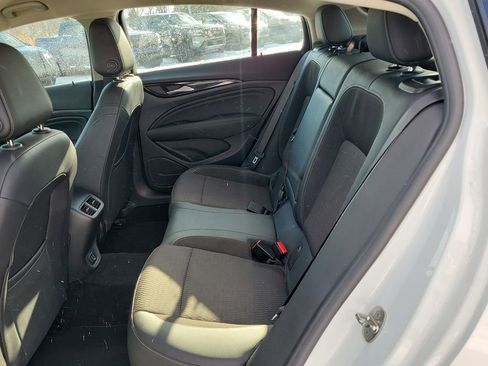 Used 2018 Buick Regal Preferred w/ Sights and Sounds Package image 23