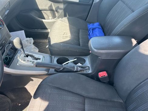 Used 2013 Toyota Corolla S image 25