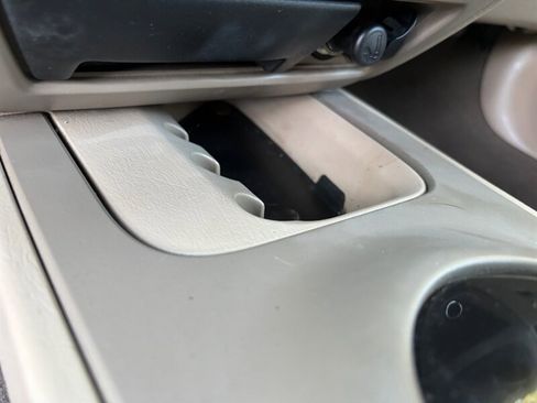 Used 2007 Ford Taurus SE image 24