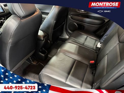 Used 2020 Honda HR-V Touring image 35