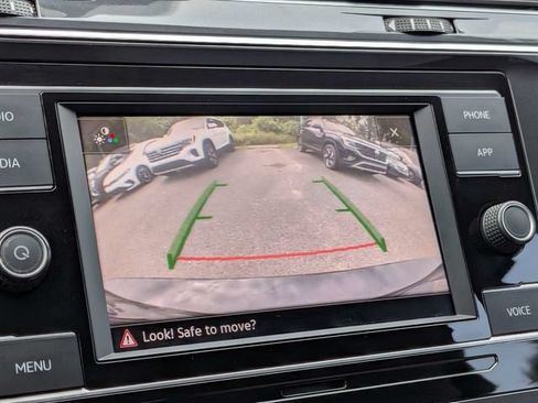 Certified 2021 Volkswagen Tiguan S FWD image 21
