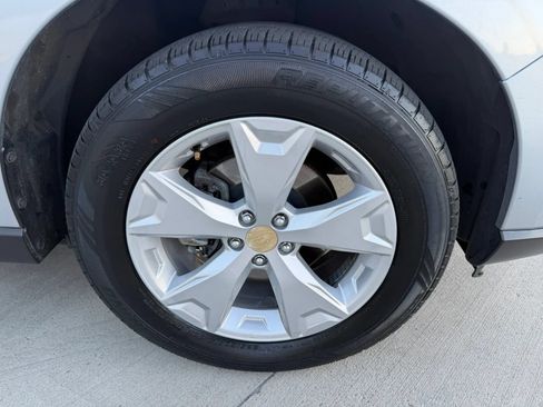 Used 2015 Subaru Forester 2.5i Premium w/ All-Weather Package AWD/4WD image 25
