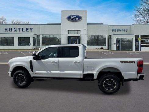 Used 2023 Ford F350 Lariat w/ Lariat Ultimate Package AWD/4WD image 5