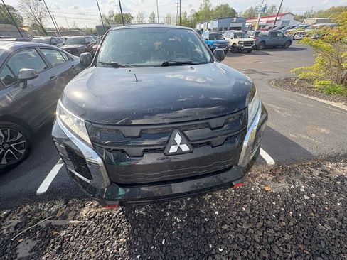 Used 2020 Mitsubishi Outlander Sport ES image 4