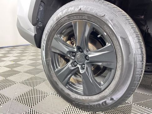 Used 2022 Toyota RAV4 XLE image 16