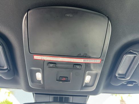 Used 2025 Toyota Camry SE FWD image 28