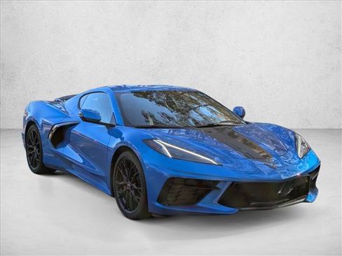 Used 2025 Chevrolet Corvette Stingray Coupe image 8