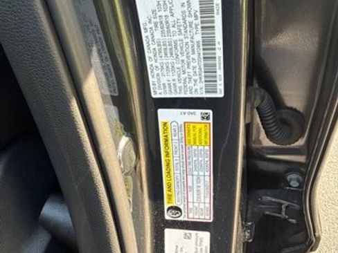 Used 2025 Honda CR-V EX-L image 15
