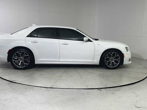 Used 2017 Chrysler 300 S w/ S Model Appearance Package image 9
