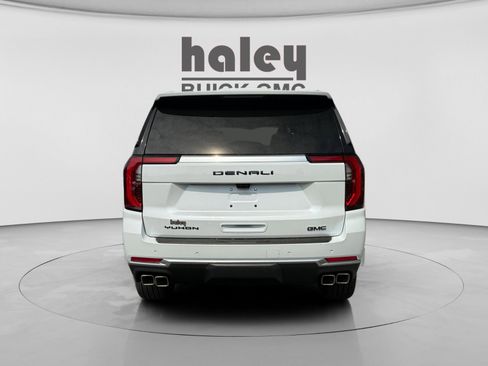 New 2026 GMC Yukon XL Denali w/ Denali Reserve Package AWD/4WD image 4