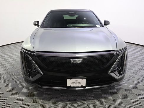 Used 2024 Cadillac Lyriq Sport AWD/4WD image 10