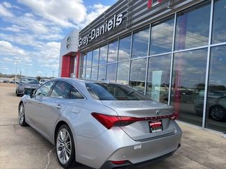 Used 2021 Toyota Avalon Limited w/ Advanced Safety Package video 2