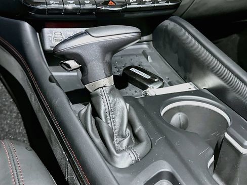 Used 2025 Dodge Durango GT AWD/4WD image 11