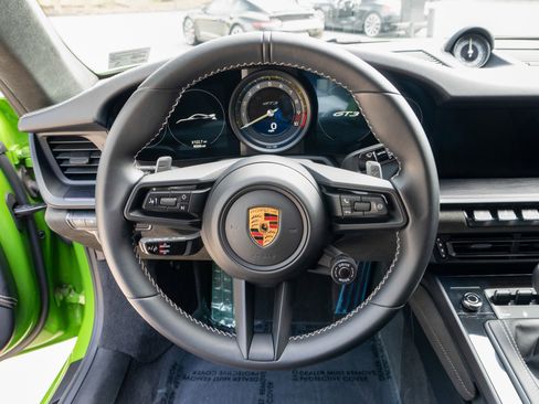 Used 2022 Porsche 911 GT3 image 13