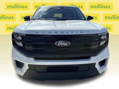 New 2025 Ford Expedition Max Active image 14