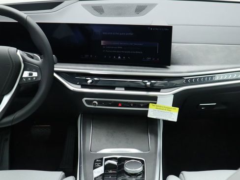 Certified 2026 BMW X5 xDrive40i w/ Premium Package image 15