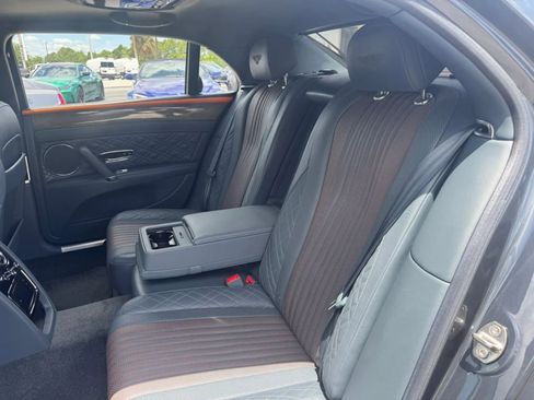 Used 2018 Bentley Flying Spur S V8 AWD/4WD image 10