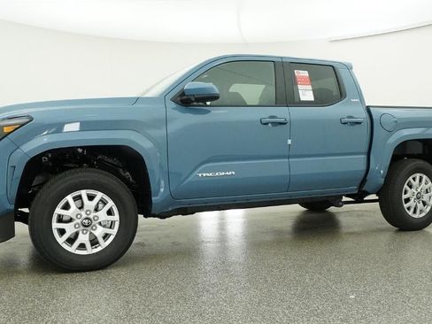 New 2026 Toyota Tacoma SR5 AWD/4WD image 18
