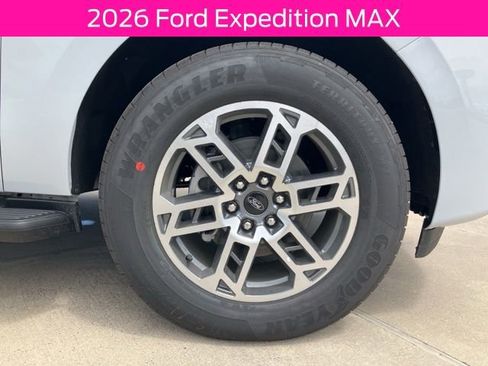 New 2026 Ford Expedition Max Active RWD image 10