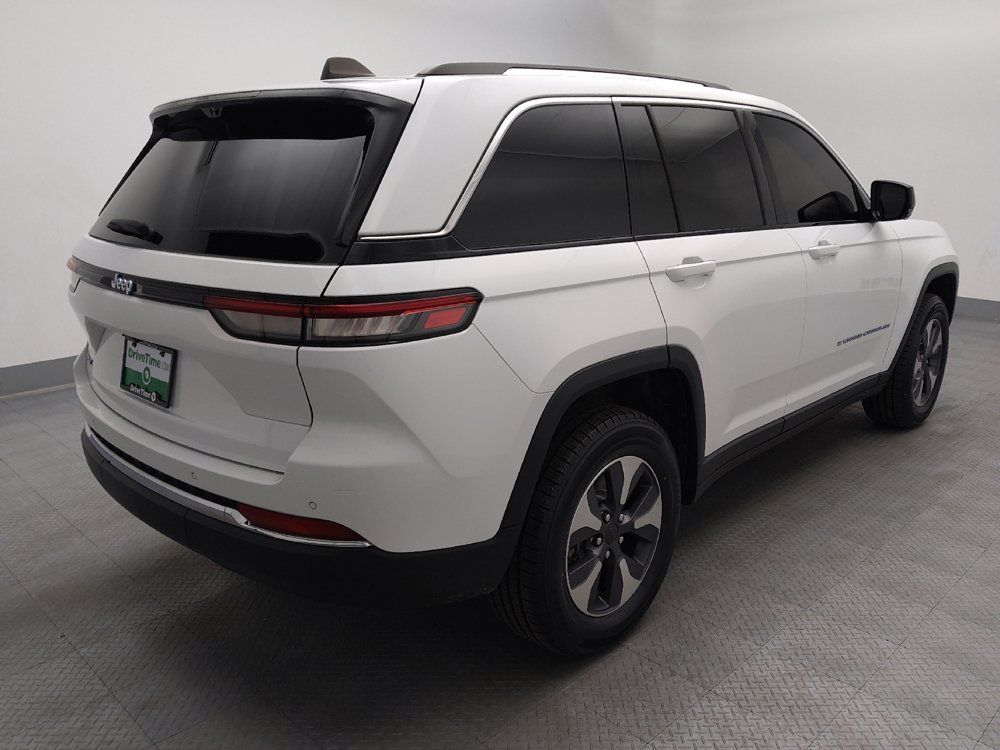 Used 2022 Jeep Grand Cherokee Limited 4xe w/ Luxury Tech Group II AWD/4WD image 9