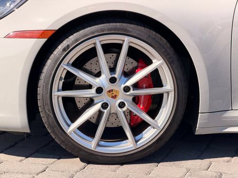 Used 2022 Porsche 911 Targa 4S AWD/4WD image 11