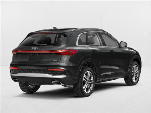 New 2026 Audi Q5 Prestige image 2