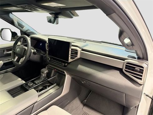 Certified 2025 Toyota Sequoia Limited image 26