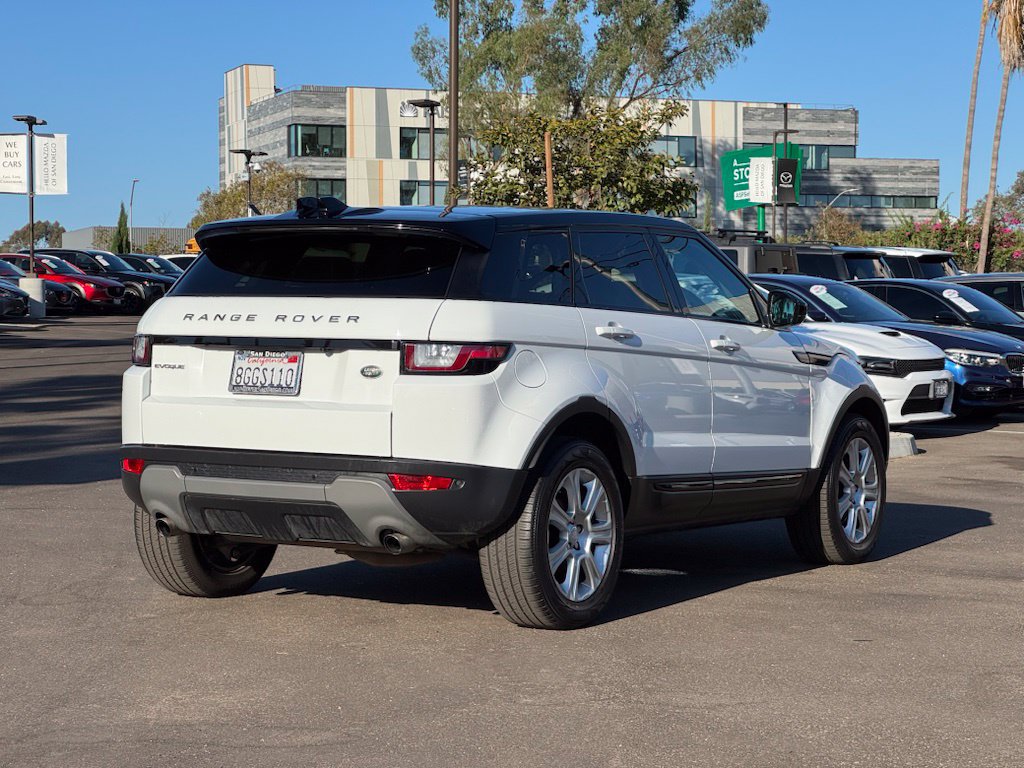 Used 2018 Land Rover Range Rover Evoque SE AWD/4WD image 31