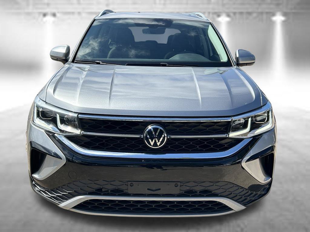 Certified 2023 Volkswagen Taos SEL AWD/4WD image 11
