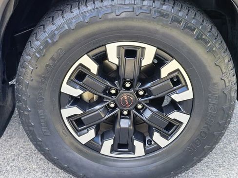 Certified 2023 Nissan Frontier Pro-X w/ Technology Package image 10