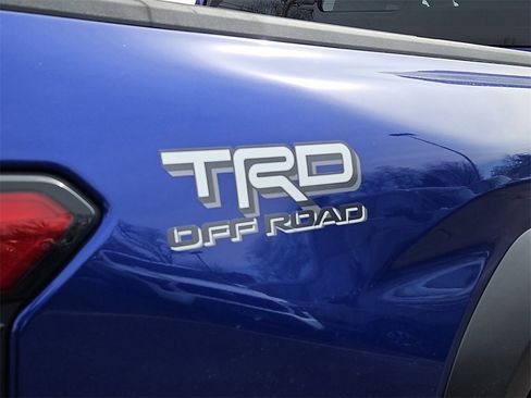 New 2025 Toyota Tacoma TRD Off-Road image 4