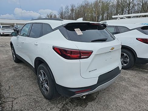 Used 2024 Chevrolet Blazer LT w/ Convenience Package image 9