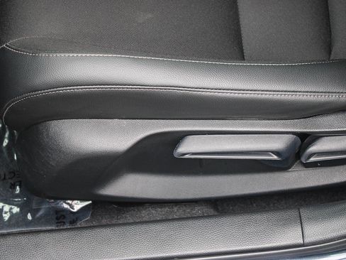 Used 2025 Honda Civic Sport image 22