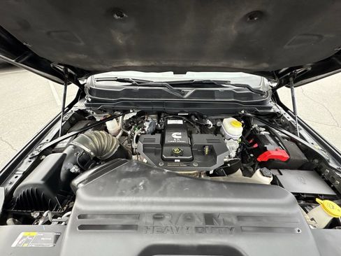 Used 2023 RAM 2500 Laramie image 32