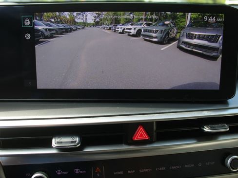 Certified 2024 Kia Sorento S w/ Panoramic Sunroof Package FWD image 53